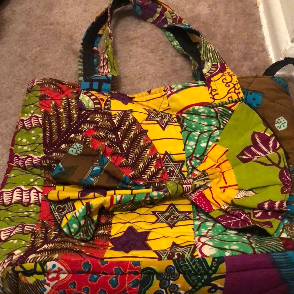 African Bow Shoulder tote